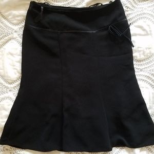 BLACK SKIRT
